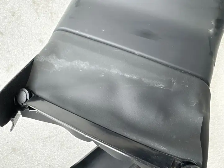 Tesla Model Y (2019 - 2024) 168377500A Обшивка рулевой колонки — фото 5