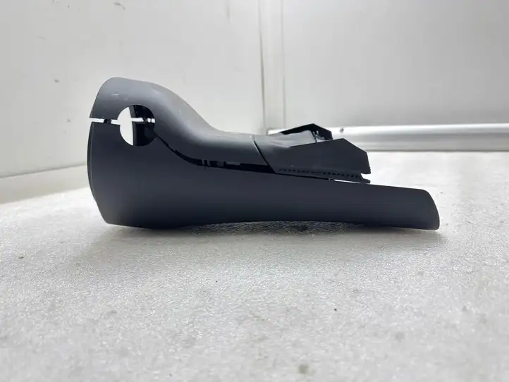 Tesla Model Y (2019 - 2024) 168377500A Обшивка рулевой колонки — фото 8