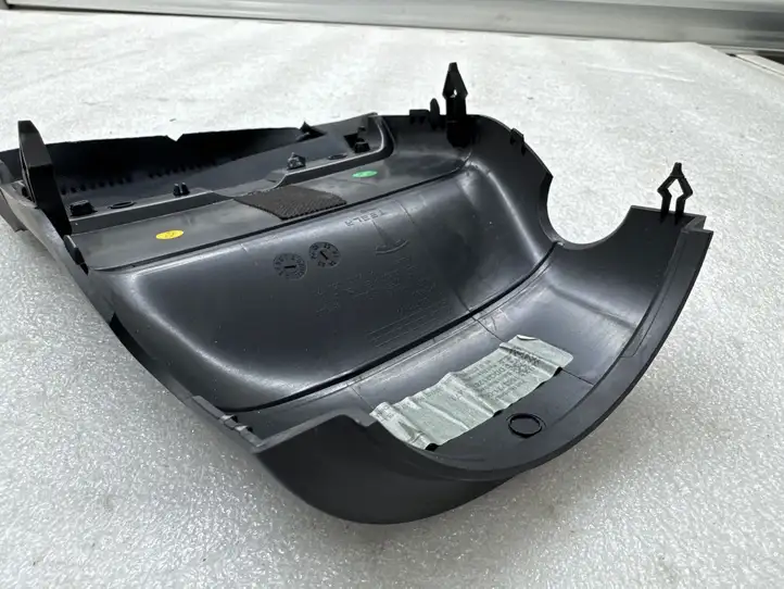 Tesla Model Y (2019 - 2024) 168377500A Обшивка рулевой колонки — фото 14