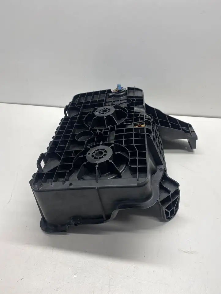 Ford F150 (2018 - 2020) JL3410723AF Ящик аккумулятора — фото 6
