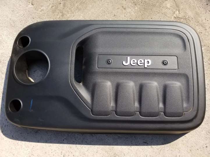 04861992AB Jeep Cherokee Variklio dangtis (apdaila)