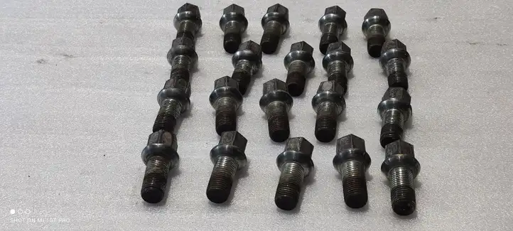 Audi S1 (2014 - 2019) 6776928 Колпачек колесных болтов — фото 2