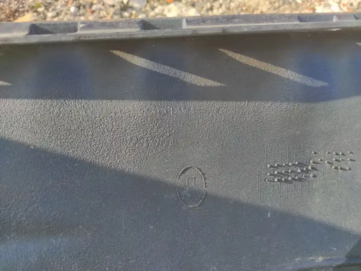 Maserati GranTurismo (2007 - 2019) Порог кузова — фото 6