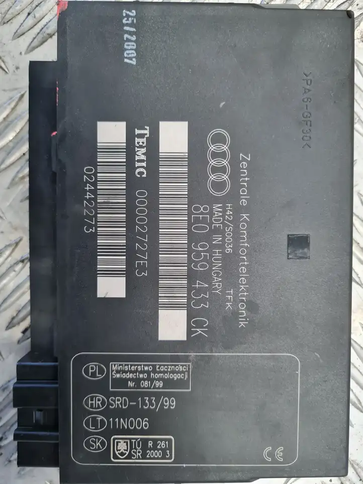 Audi A4 S4 B7 8E 8H (2004 - 2009) 8E0959433CK Модуль комфорта — фото 2