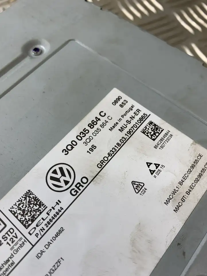 Volkswagen Tiguan (2016 - 2020) 3Q0035864C Магнитола / мультимедийная система — фото 8