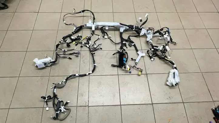 Toyota C-HR I (2016 - 2022) 82146E4140 Левый жгут проводов салона — фото 1