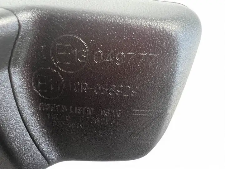 Toyota RAV 4 (XA50) (2018 - ) 878100R120 Салонное зеркало заднего вида — фото 2