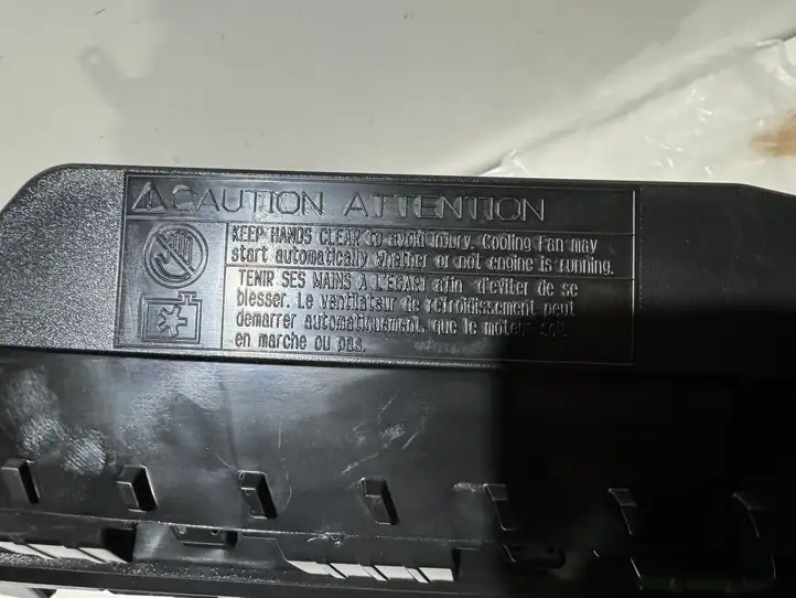 Toyota Auris E180 (2012 - 2018) 5311402380 Вентиляционная решетка кузова — фото 3