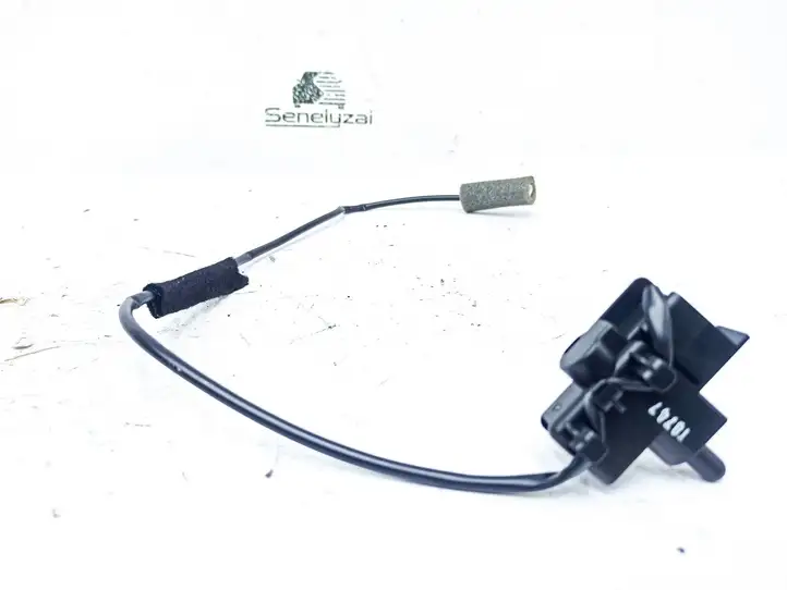 Mercedes-Benz SLK R171 (2005 - 2011) 1718203410 Лампа подсветки бардачка — фото 4