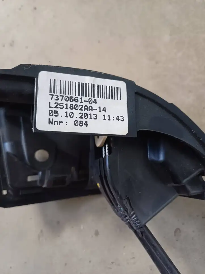 BMW 2 F22 F23 (2013 - 2017) L251802AA Внутренняя дверная ручка — фото 2