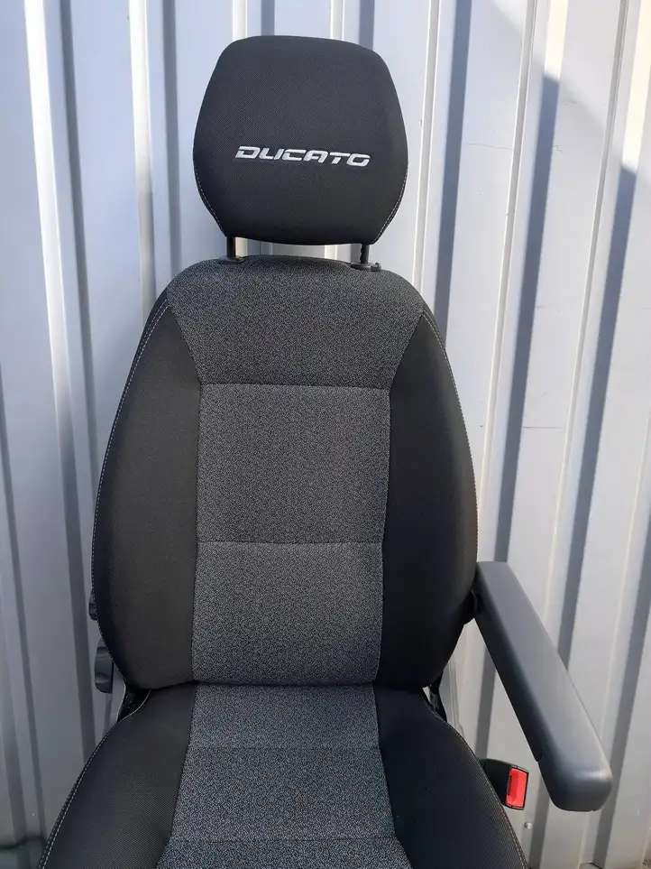 Fiat Ducato (2014 - ) Переднее сиденье пассажира — фото 4