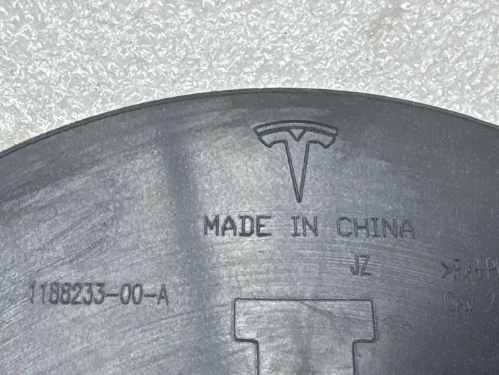 Tesla Model Y (2019 - 2024) 118823300A Колпачек колесных болтов — фото 7