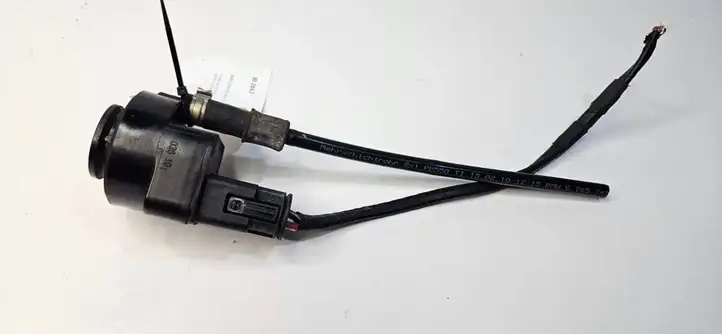 BMW 3 E90 E91 (2005 - 2012) 8509766 Подогреватель топлива двигателя — фото 1