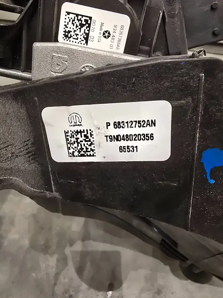 Dodge Ram (2018 - ) P68312752AN Педаль акселератора — фото 4