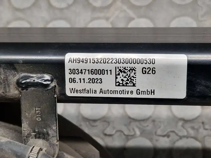 BMW i4 (2021 - ) 303471600011 Комплект буксировочного крюка — фото 5