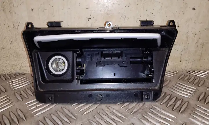 BMW X3 E83 (2003 - 2010) 51163411707 Пепельница — фото 4