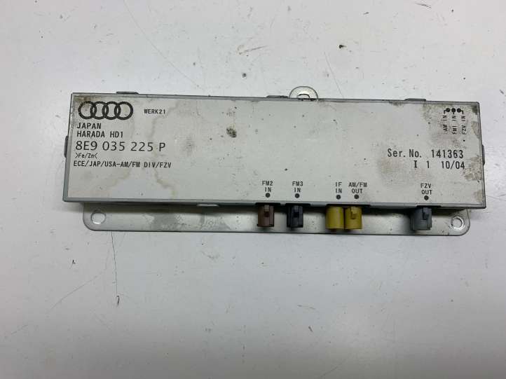 8E9035225P Audi A4 S4 B6 8E 8H Antenos stiprintuvas