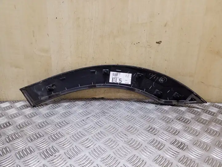 Subaru Outback (2009 - 2014) Молдинги задней двери — фото 2