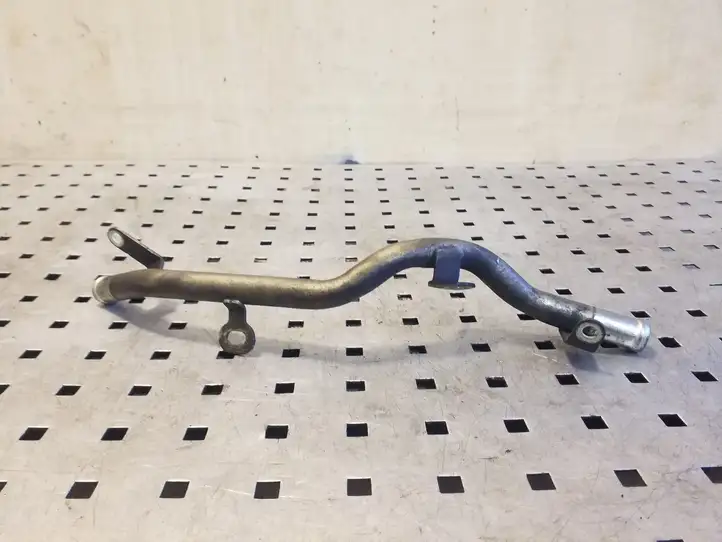 Subaru Outback (2009 - 2014) Шланг сапуна — фото 3