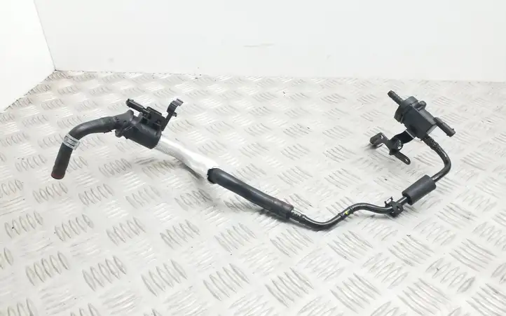 Audi A4 S4 B9 (2015 - 2019) 8W0201892B Трубки и шланги — фото 1