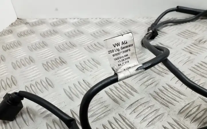Skoda Rapid (NH) (2012 - 2019) 6R0971349FE Проводка генератора — фото 2