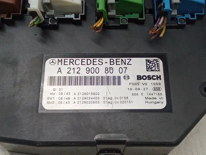Mercedes-Benz C W204 (2007 - 2014) A2129008007 Блок предохранителей — фото 4