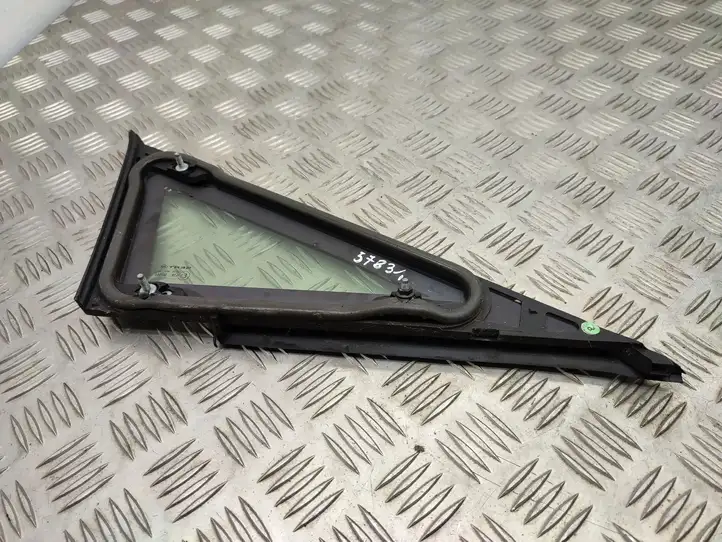 Seat Leon (1P) (2005 - 2012) Треугольное стекло кузова — фото 3