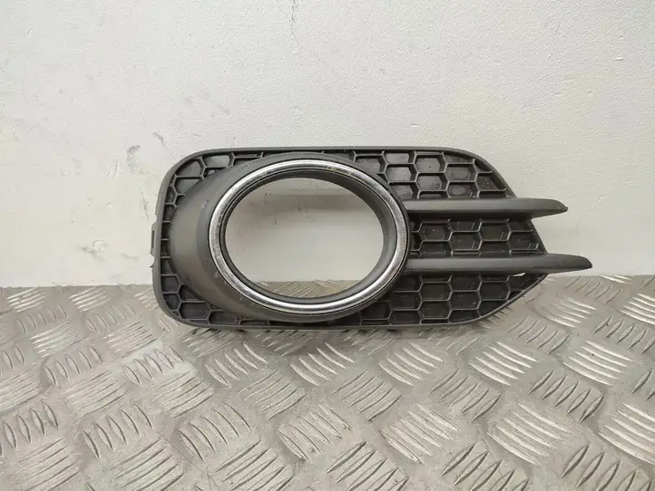 Volkswagen Tiguan (2007 - 2011) 5N0853666J Решетка противотуманной фары — фото 1