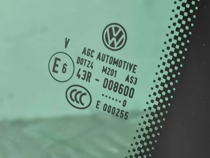 Volkswagen Tiguan (2007 - 2011) 43R008600 Форточка двери — фото 2