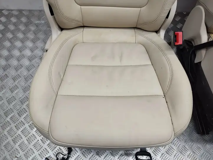 Volkswagen Tiguan (2007 - 2011) Комплект отделки дверей — фото 6