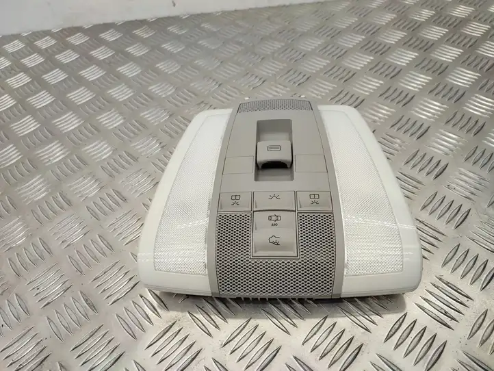Mercedes-Benz GLK X204 (2008 - 2016) A2048201723 Передняя подсветка — фото 2