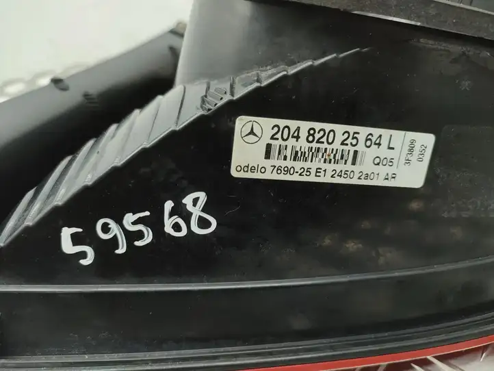 Mercedes-Benz GLK X204 (2008 - 2016) 2048202564 Задний фонарь в кузове — фото 9