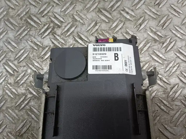Volvo V50 (2004 - 2008) Блок GSM — фото 2