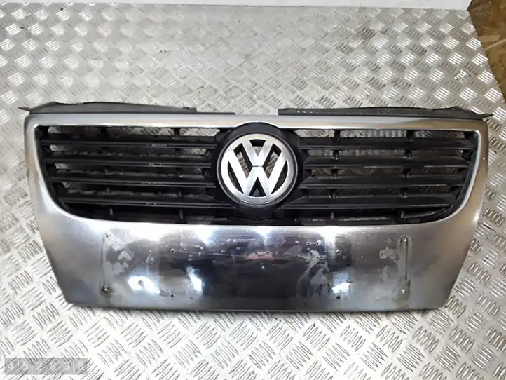 Volkswagen PASSAT B6 (2005 - 2010) Передняя решетка — фото 2