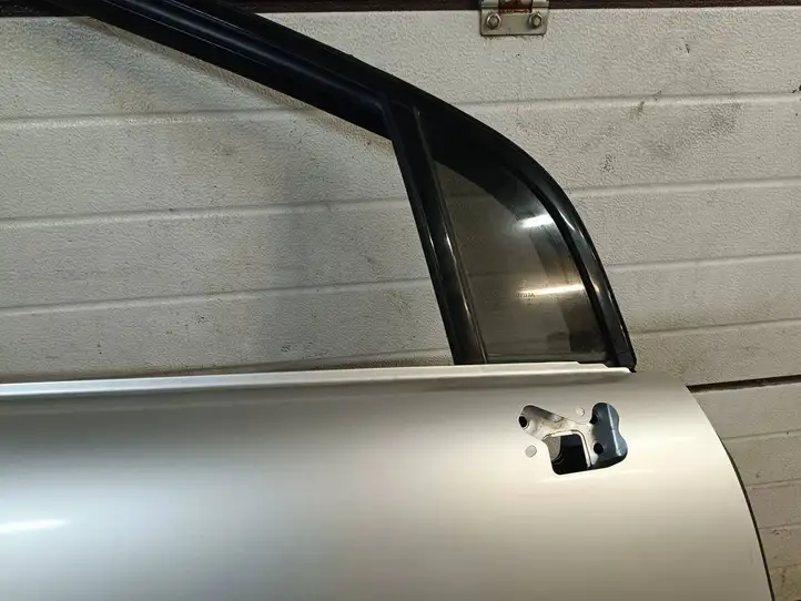 Toyota Mirai (2015 - 2020) Дверь — фото 19