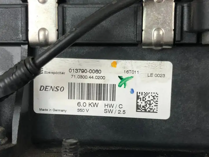Toyota Mirai (2015 - 2020) 0137900060 Подогреватель охлаждающей жидкости — фото 6