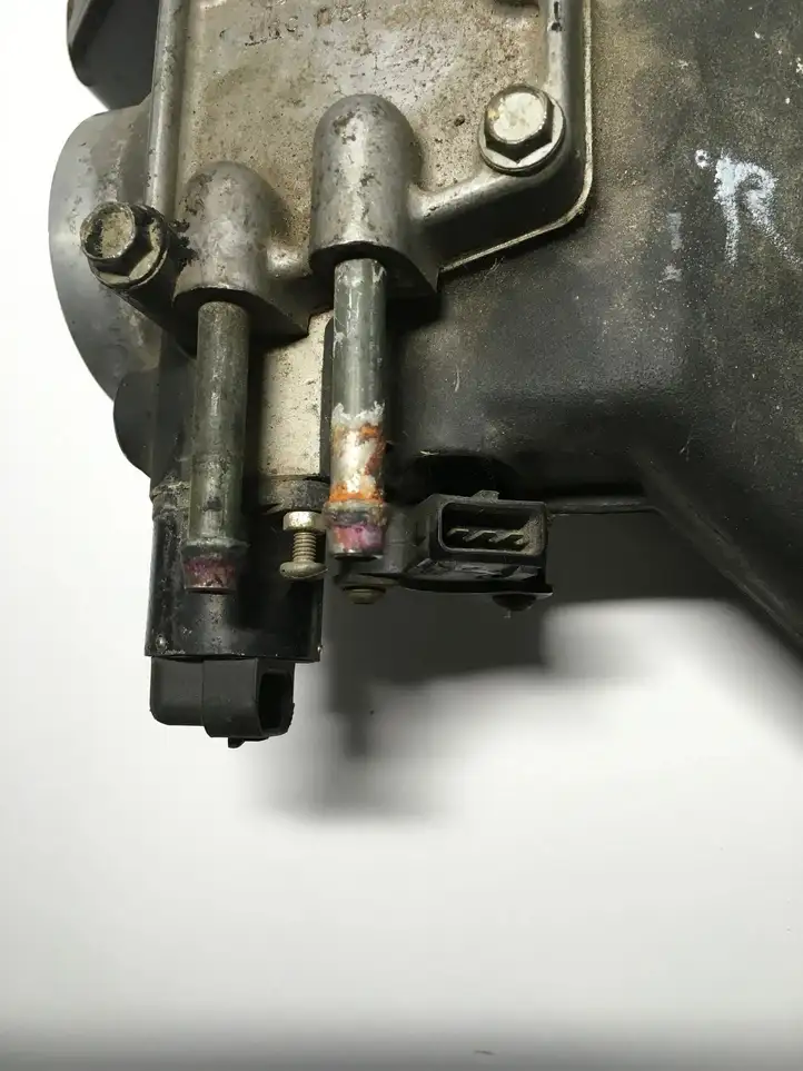 Land Rover Range Rover P38A (1994 - 2002) HRC267946L Дроссельная заслонка — фото 6