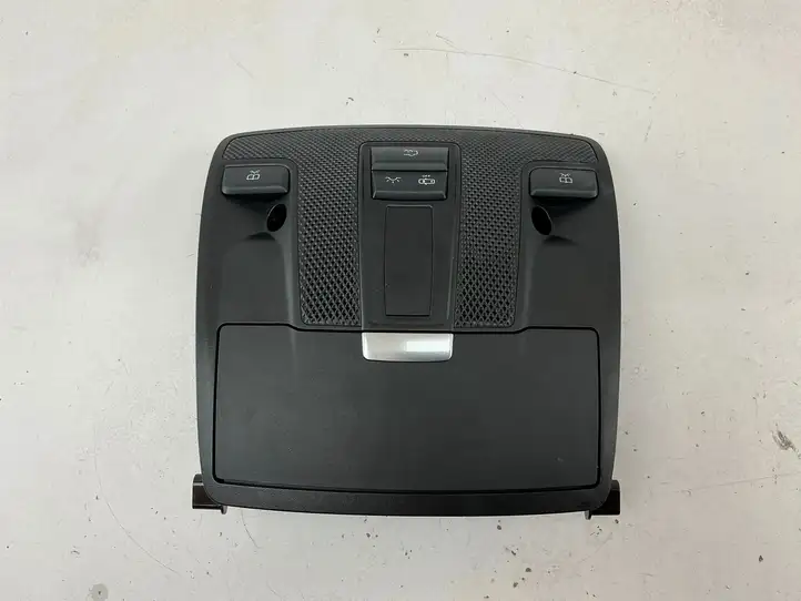 Mercedes-Benz A W176 (2012 - 2018) A0009004908 Передняя подсветка — фото 1