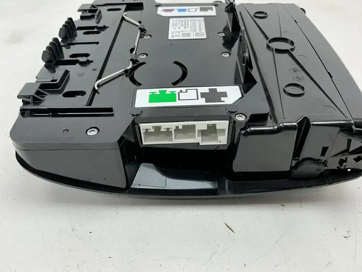 Mercedes-Benz A W176 (2012 - 2018) A0009004908 Передняя подсветка — фото 3