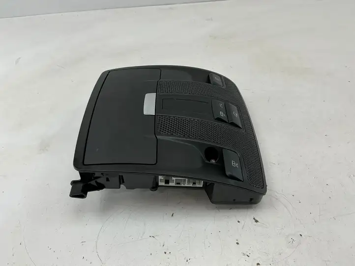 Mercedes-Benz A W176 (2012 - 2018) A0009004908 Передняя подсветка — фото 5