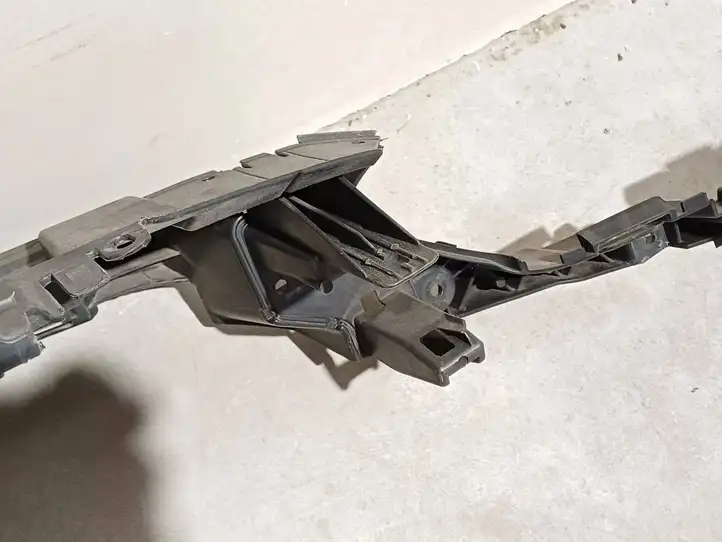 Ford Focus (2015 - 2019) F1EB17E778A Кронштейн переднего бампера — фото 8