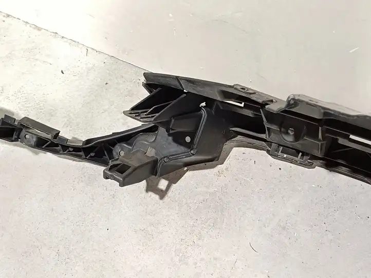 Ford Focus (2015 - 2019) F1EB17E778A Кронштейн переднего бампера — фото 9