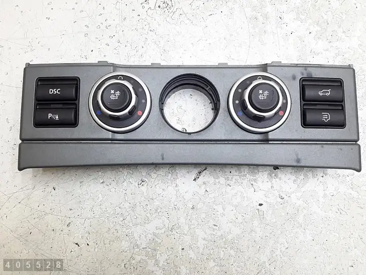 Land Rover Range Rover L322 (2005 - 2009) yul501270 Кнопка открытия задней двери — фото 1