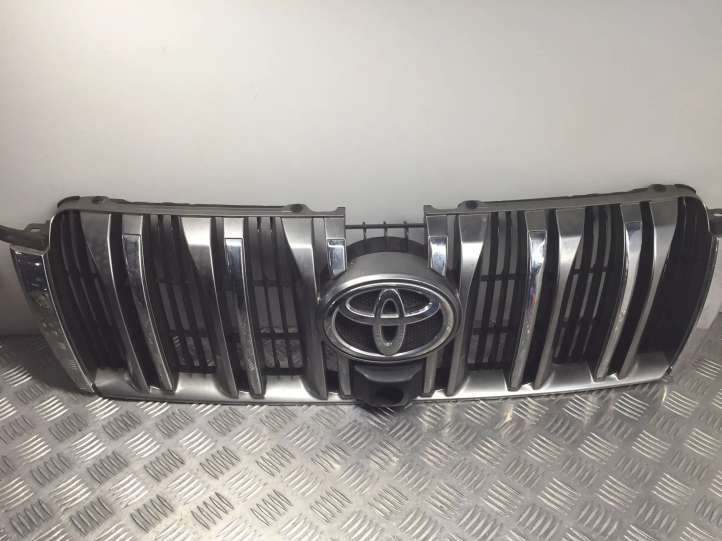 5311460080 Toyota Land Cruiser (J150) Grotelės viršutinės