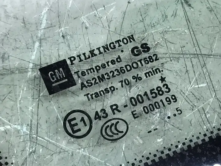 Opel Astra J (2009 - 2012) 13390013 Треугольное стекло кузова — фото 3