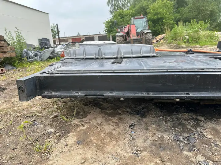 Porsche Taycan 9J1 (2019 - ) 9J1915100AL Аккумулятор гибридного / электрического автомобиля — фото 9