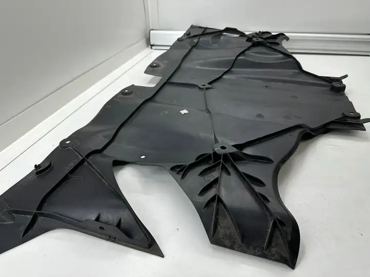Tesla Model Y (2019 - 2024) 149877100D Защита днища — фото 2