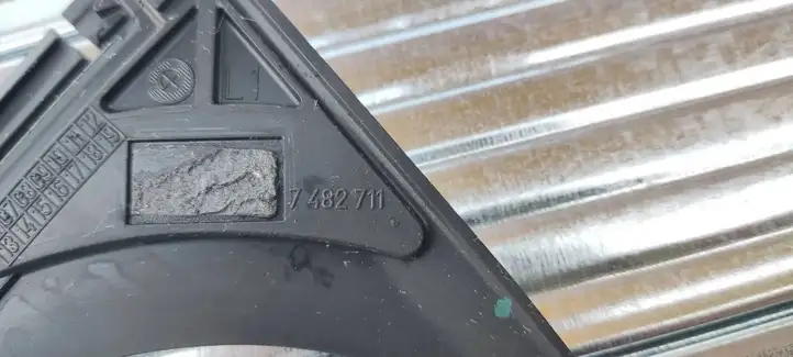 BMW 4 G22 G23 G24 G26 (2020 - ) 7482712 Накладка заднего стекла — фото 3