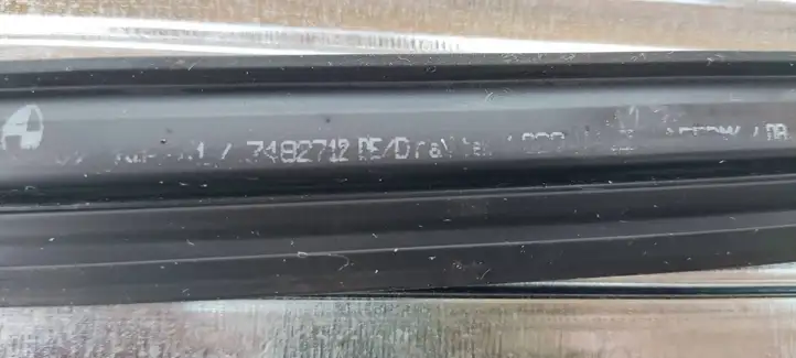 BMW 4 G22 G23 G24 G26 (2020 - ) 7482712 Накладка заднего стекла — фото 4