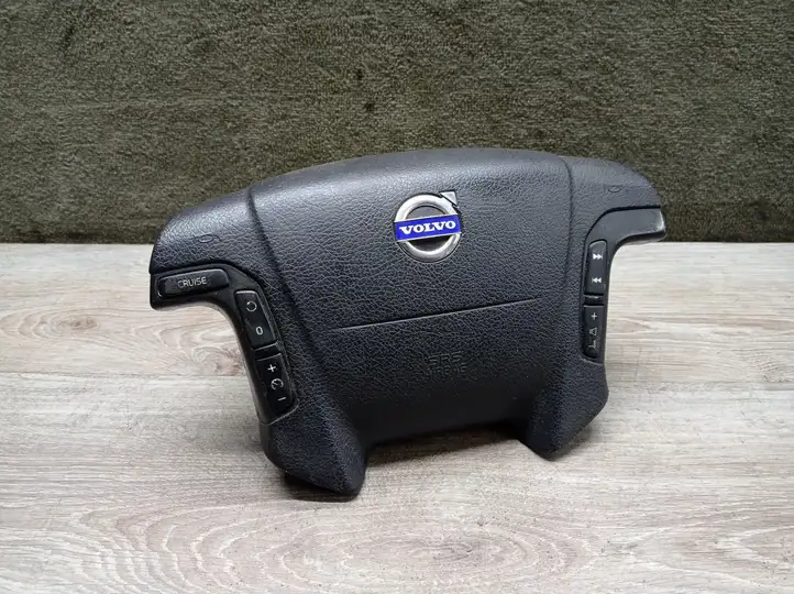 Volvo V70 (2000 - 2004) Подушка безопасности руля — фото 1
